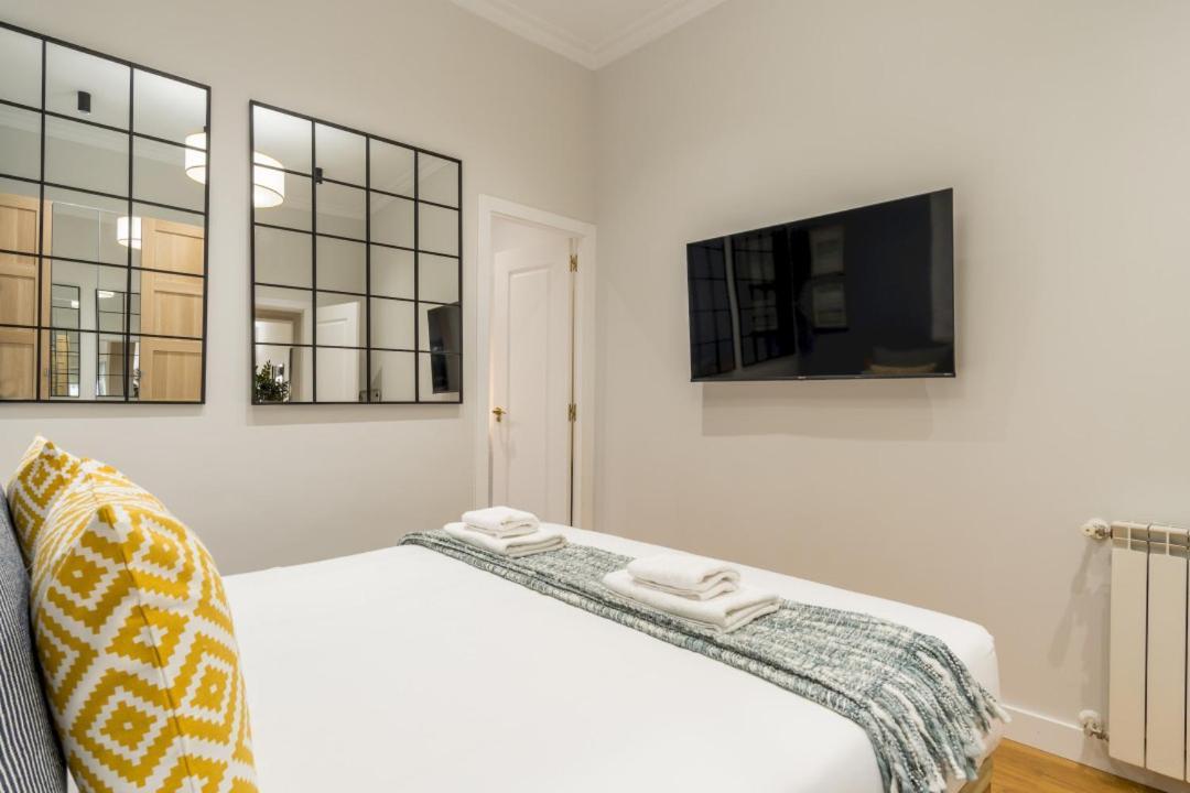 Wide And Modern -1bd 1,5 Bth- Malasana Apartamento Madrid